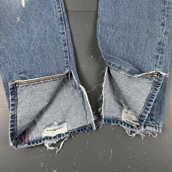 Levis 501 Jeans Womens 28x32 Blue Light Wash Factory Distessed Premium Quality - Picture 7 of 10